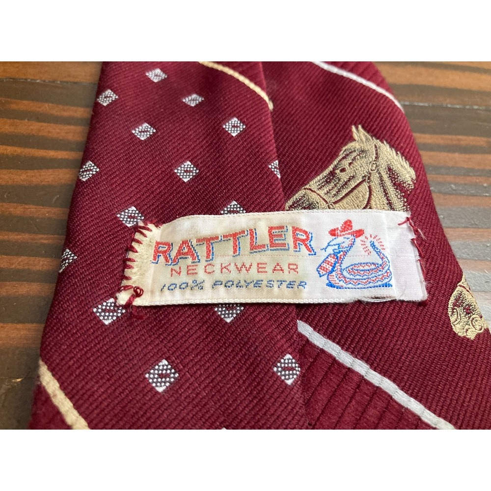 Vintage Rattler Burgundy Red Horse Neck Tie Neckwear 100% Poloyester - Picture 4 of 7